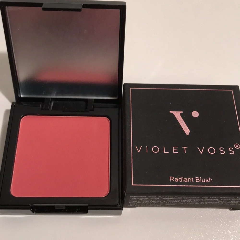 Violet Voss radiant Blush in make me blush NEW